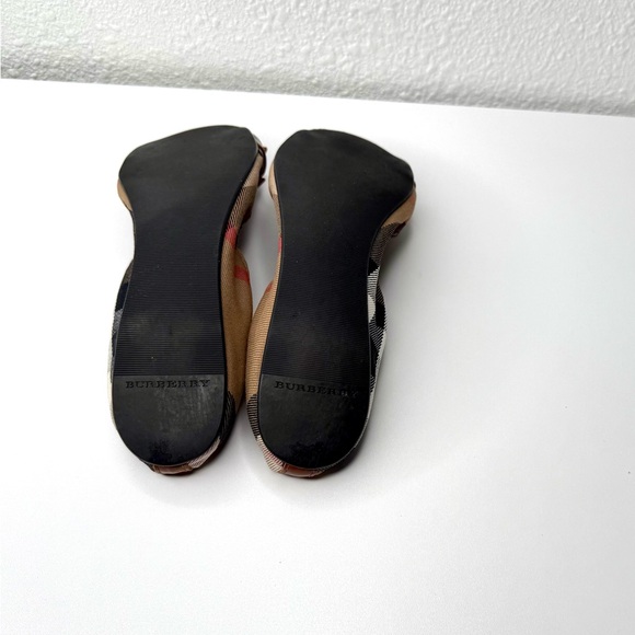 Burberry Nova Check Plaid SZ 38( US 7 1/2) Ballet Flats Italy - Picture 7 of 14